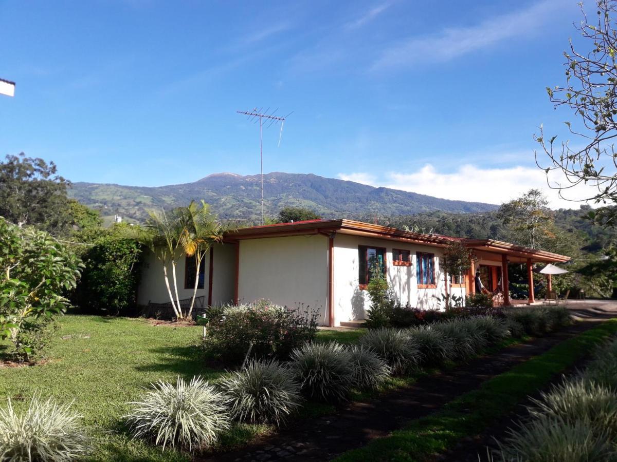 Casa Aquiares Lodge Posada Rural Турриальба Экстерьер фото